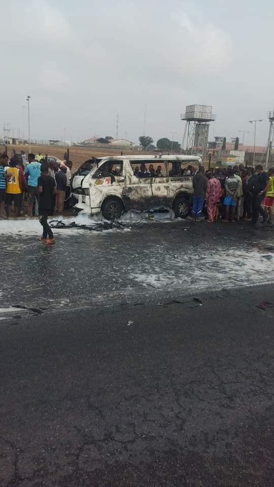 PREGNANT WOMAN, EIGHT OTHERS BURNT TO DEATH IN KWARA AUTO CRASH