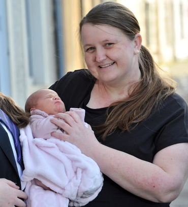 MUM DIDN’T KNOW SHE WAS PREGNANT UNTIL THE MOMENT SHE GAVE BIRTH IN THE MIDDLE OF THE NIGHT