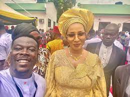 BIANCA OJUKWU ALL SMILES AFTER FIGHT WITH OBIANO’S WIFE AT SOLUDO’S INAUGURATION