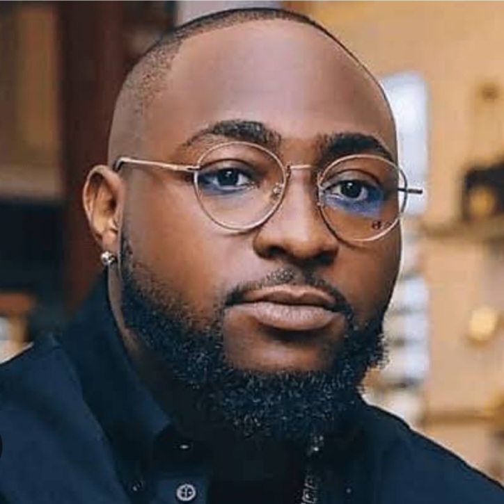 DAVIDO RESPONDS TO QUESTIONS ABOUT CHIOMA ROLAND’S WHEREABOUTS