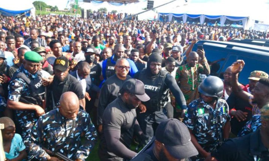 CROWD BECOME UNCONTROLLABLE AS PETER OBI STORMS VENUE OF THE BURIAL OF FORMER SENATE PRESIDENT, KEN NNAMANI’S WIFE AND PHOTOS FROM THE FUNERAL