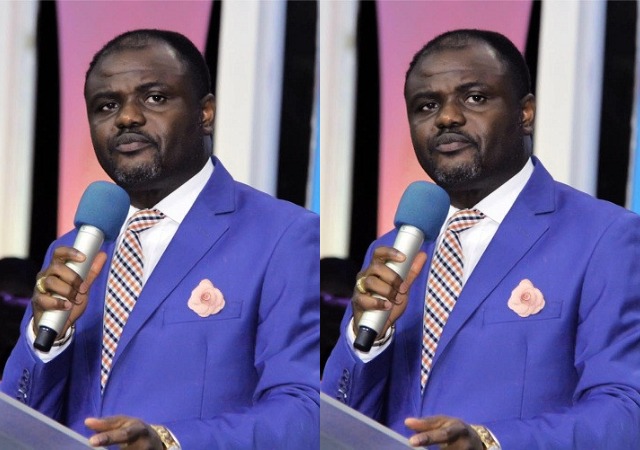 Pastor Abel Damina slams gospel singer